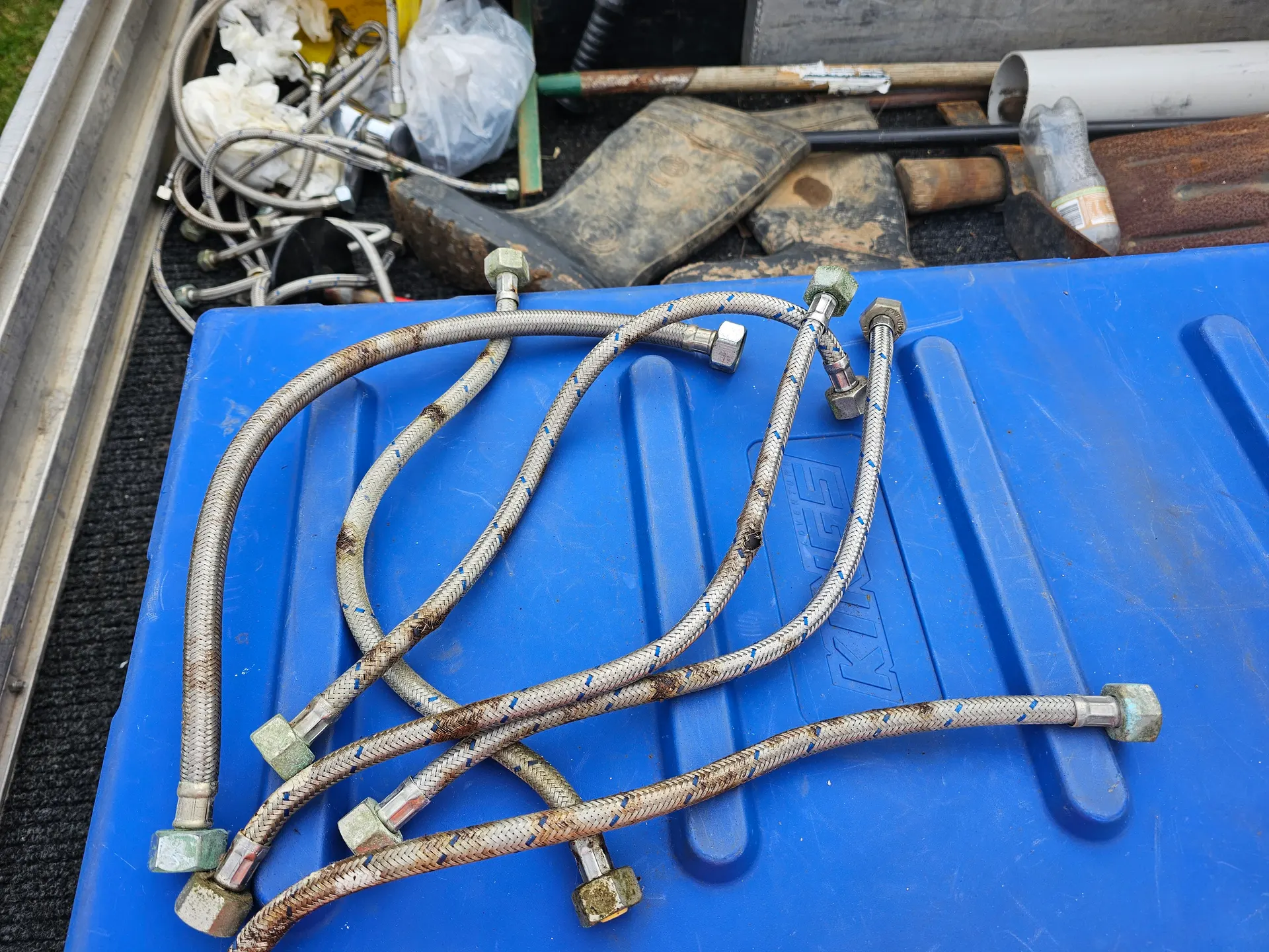 Hospitality Flexi Hoses - PVS Plumbing